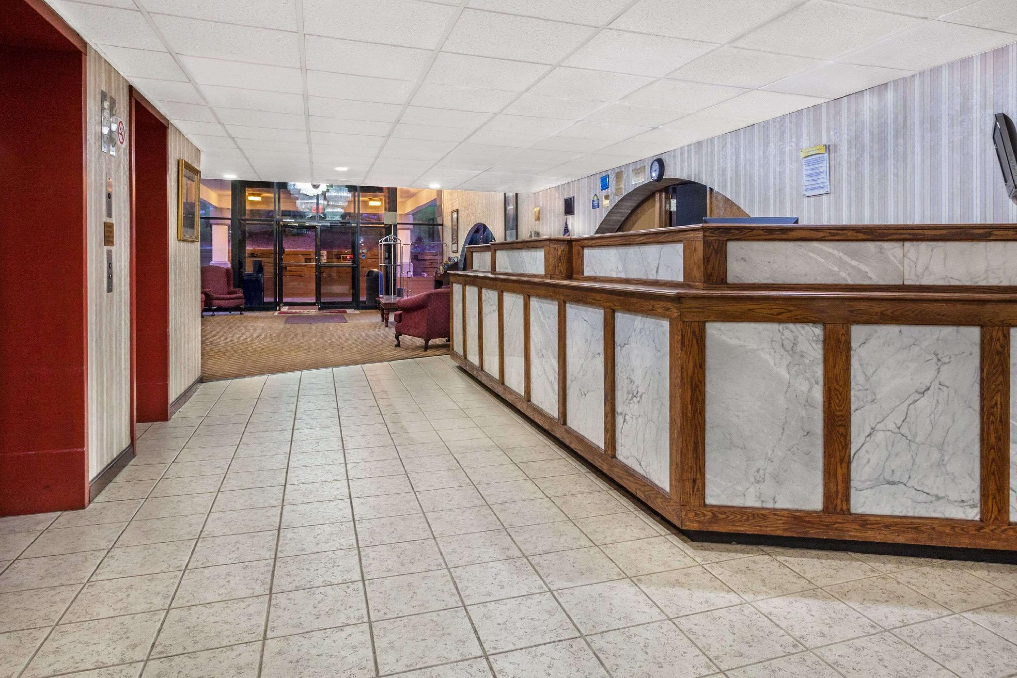 Days Inn By Wyndham Scranton Pa Dickson City Exterior photo